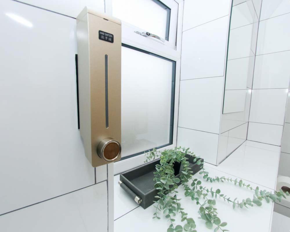 Holiday home No25-luxe Living Guest House- 2 Bed-wifi-free Parking-city-